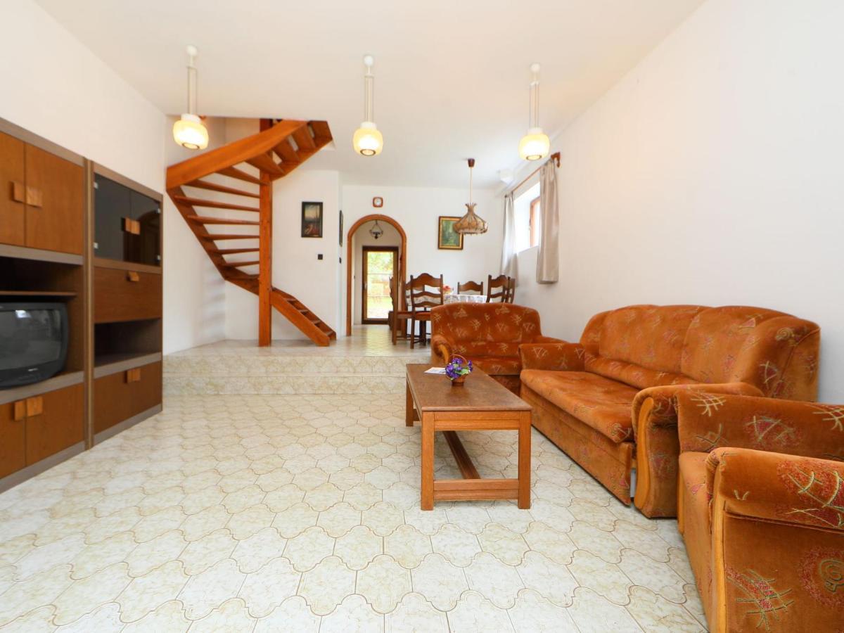 Holiday Home Pinus 2 By Interhome Balatonfůzfő Exteriör bild
